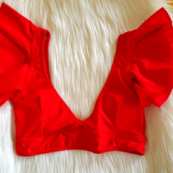 Just in! Floral Highwaisted Ruffle Hem Bikini Set - Picture 5 of 7